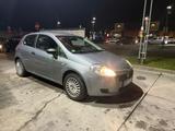 Fiat Punto 1.2 8V Active Active - Fiat Punto Gebrauchtwagen in Stuttgart
