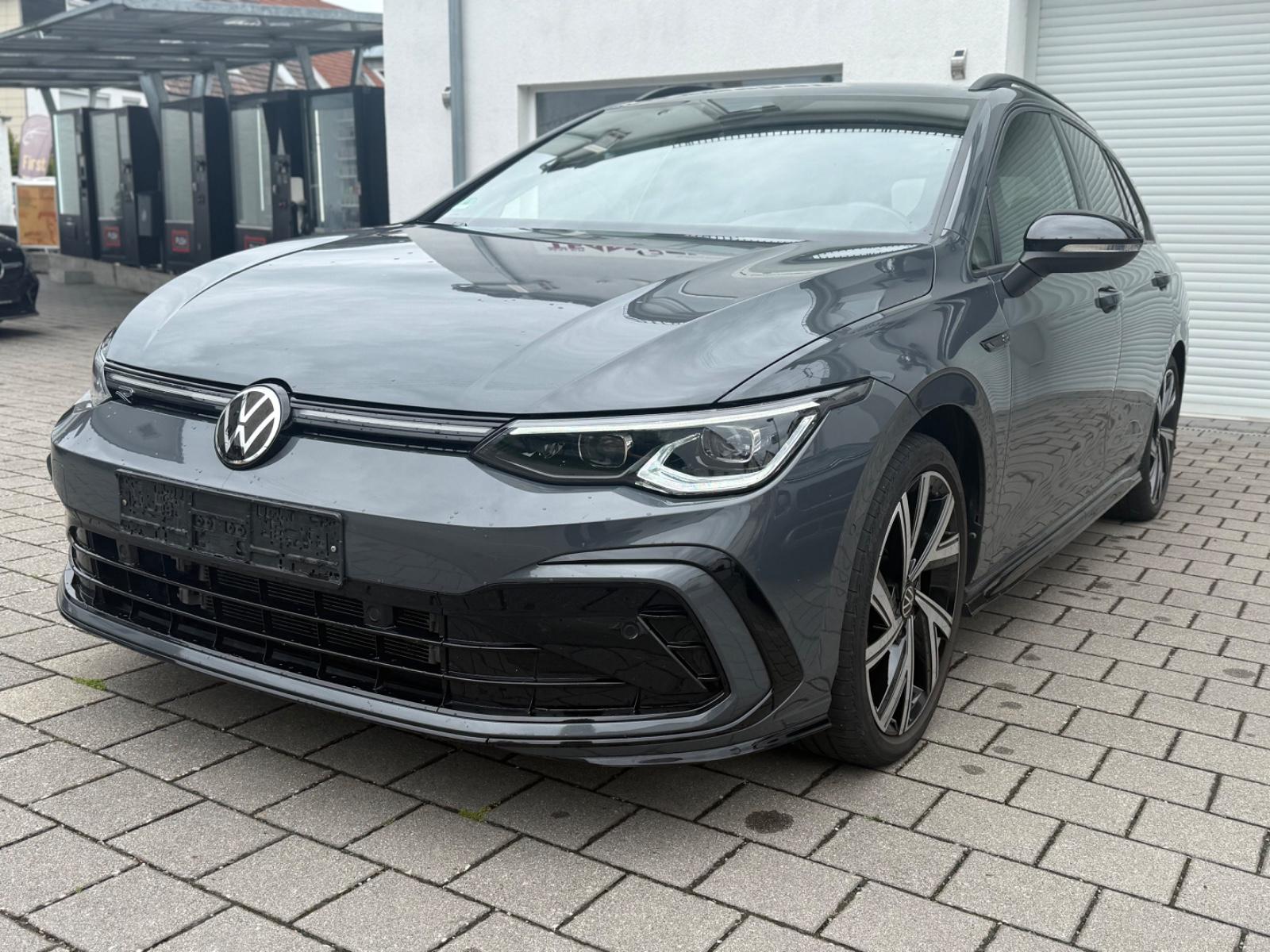 Volkswagen Golf VIII Variant R-Line, STHZ,CarPlay