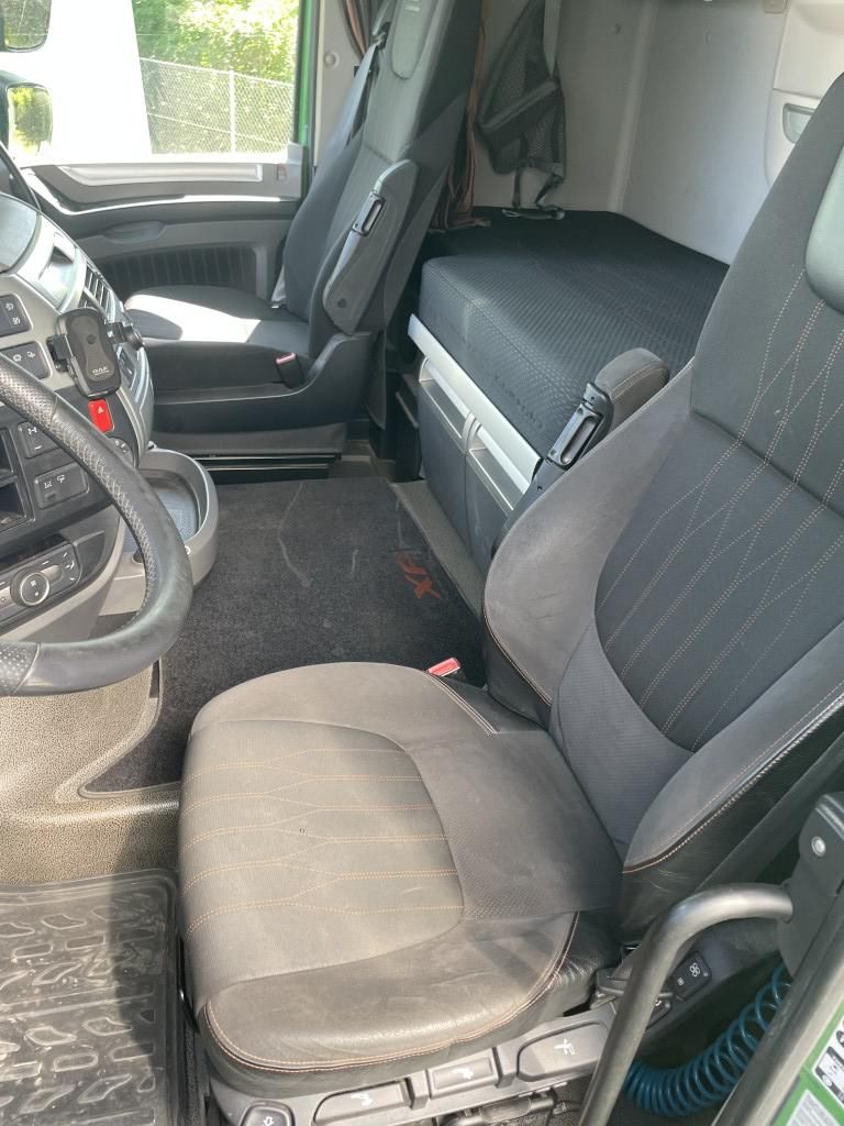 Fahrzeugabbildung DAF FT XF 530 SC PXP, 4x4