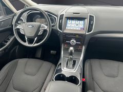 FORD S-Max 2.0 TDCi Titanium Automatik, 7SITZER,KLIMA FORD S-Max 2.0 TDCi Titanium Automatik, 7SITZER,KLIMA