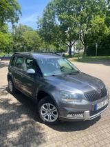 Skoda Yeti 1.4 DSG Active Outdoor - AHK - SchH - Skoda Yeti in München