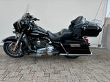Harley-Davidson E-Glide - MOTORRAD AUS DEM JAHR 2010