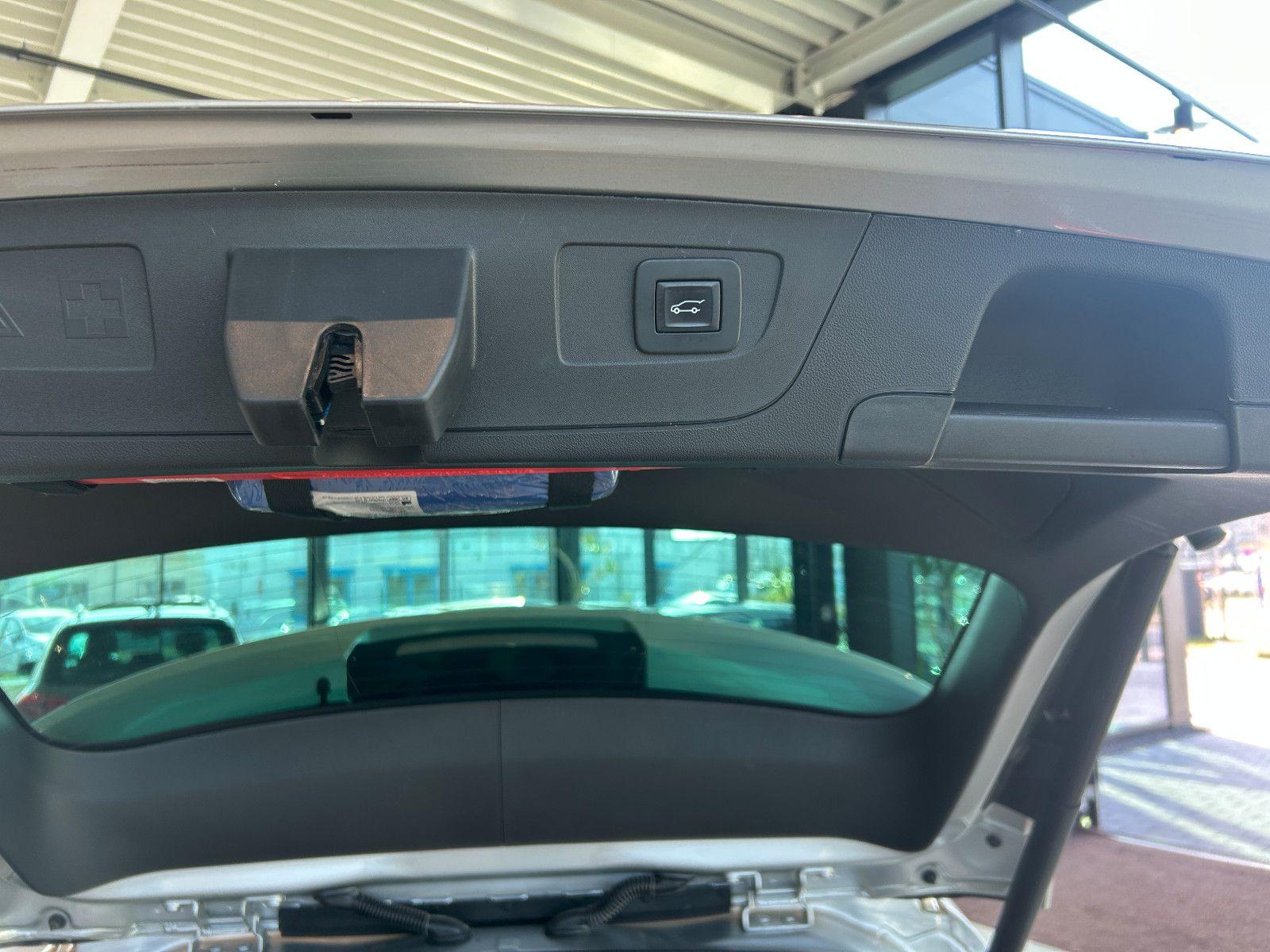 Opel Insignia AUTOMATIK+NAVIGATION+KAMERA+PDC+TEMPOM
