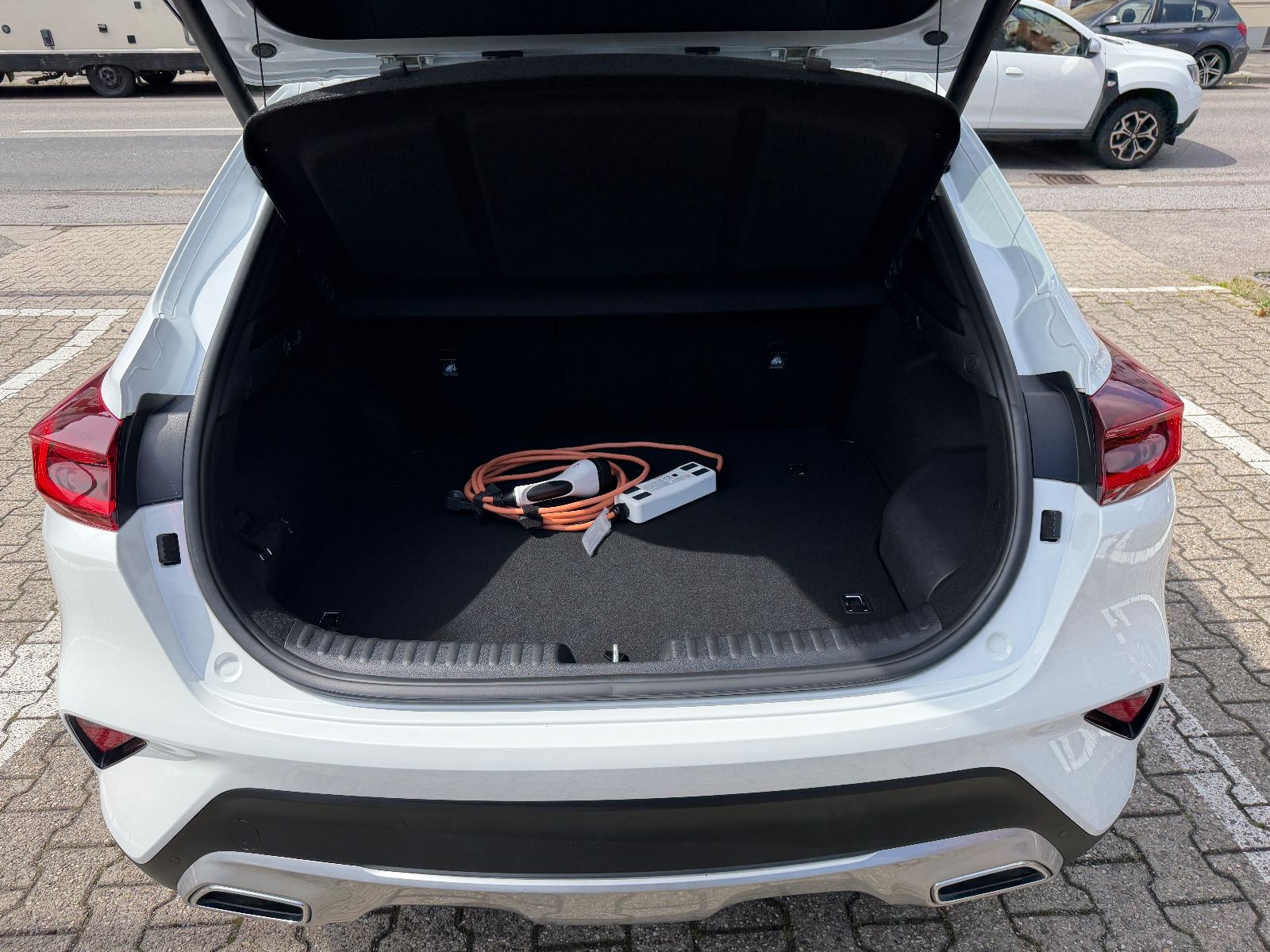 Fahrzeugabbildung Kia XCeed Platinum Edition Plug-in Hybrid VOLL