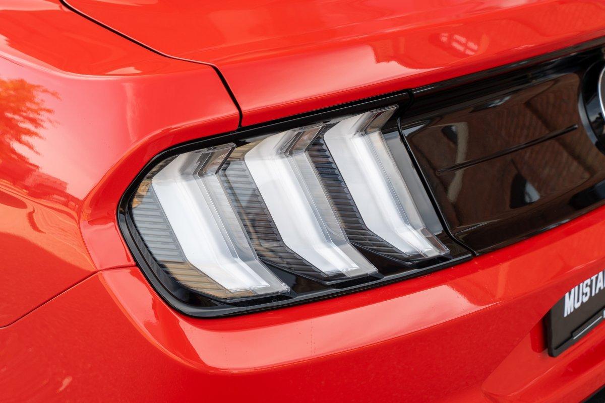 Ford Mustang GT Fastback 5.0 V8 450ch - Manuelle - Version EU - 1 ère main -  utilisé exclusivement en été