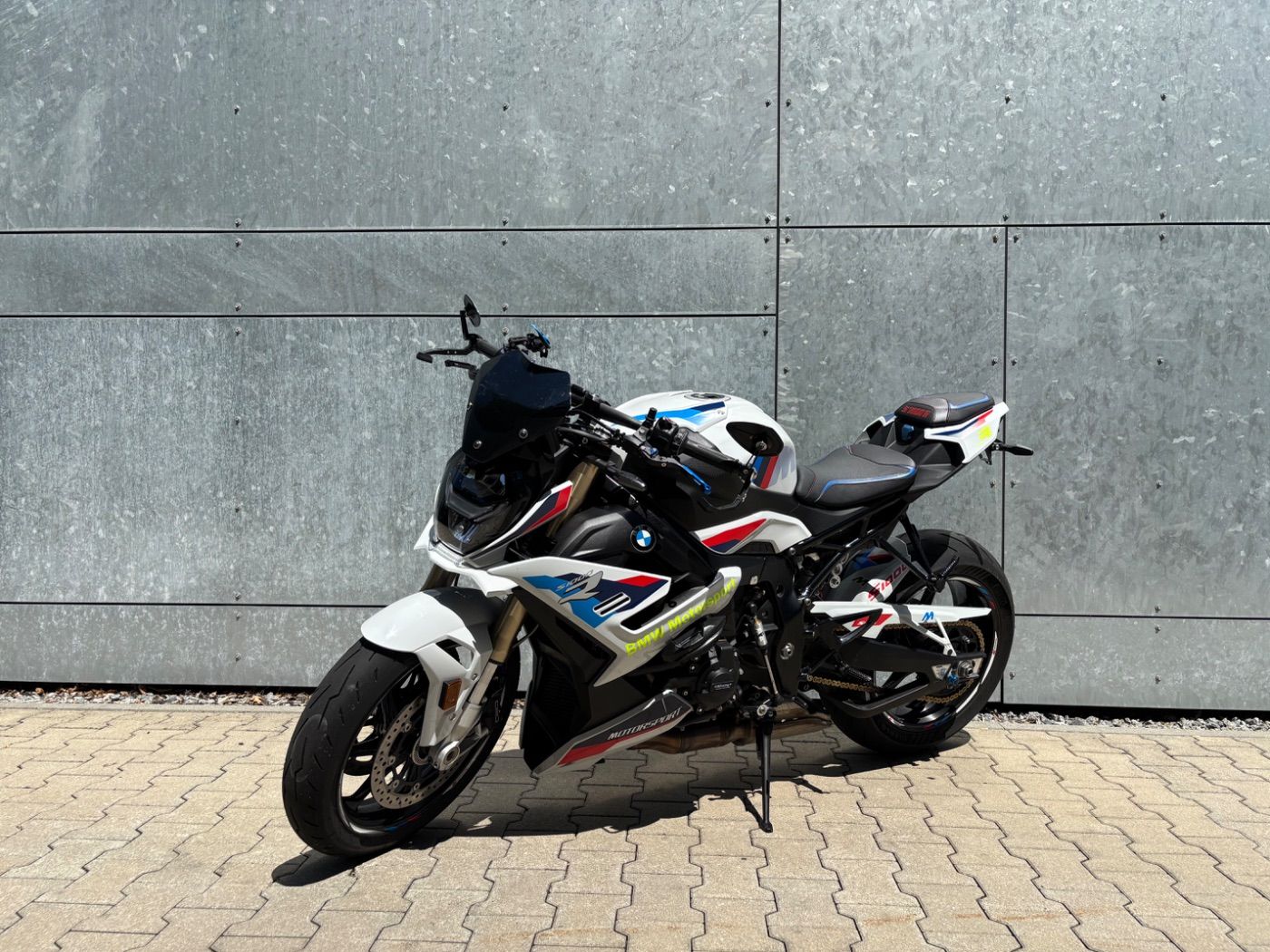Fahrzeugabbildung BMW S 1000 R M Paket, Carbonräder viel Zubehör
