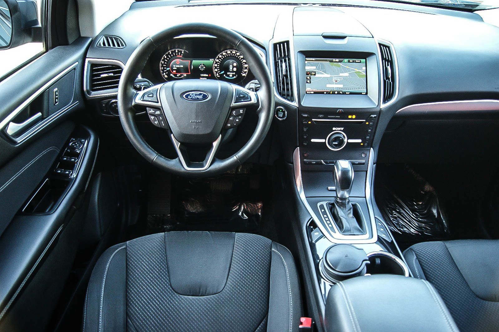 Fahrzeugabbildung Ford Edge 2.0TDCi Bi-Turbo 4x4 LED KAMERA ACC 1.HAND