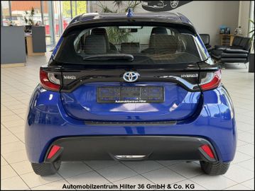 Toyota Yaris - 4
