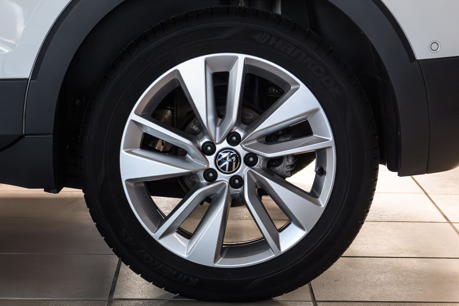 Fahrzeugabbildung Volkswagen T-Cross Goal 1.0 TSI DSG LED+AHK+NAV+ACC+APP+SHZ