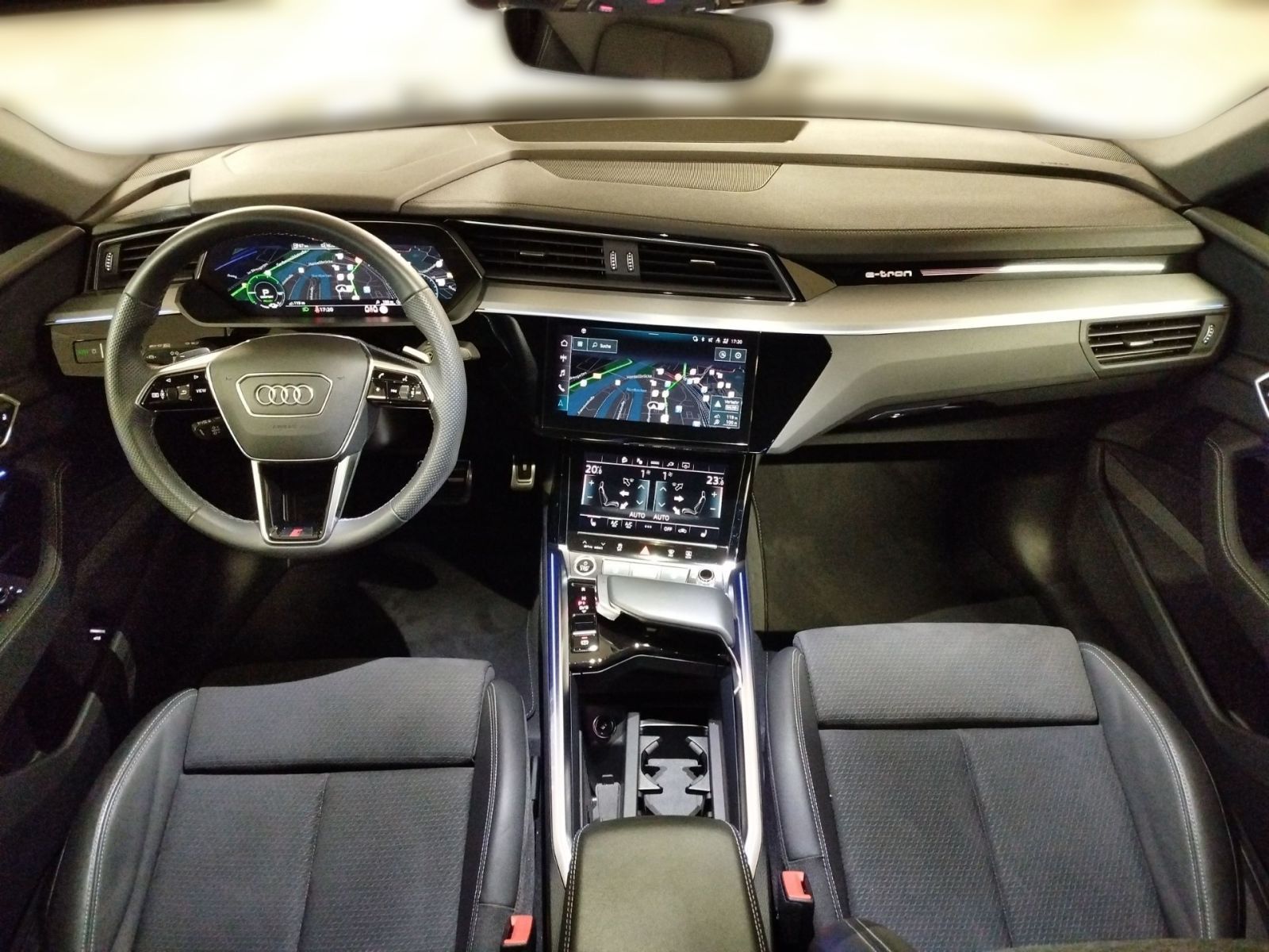 Audi Q8 e-tron - Bild 12