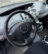 Renault Megane Scenic - Renault Megane aus 2008 mit Diesel-Antrieb