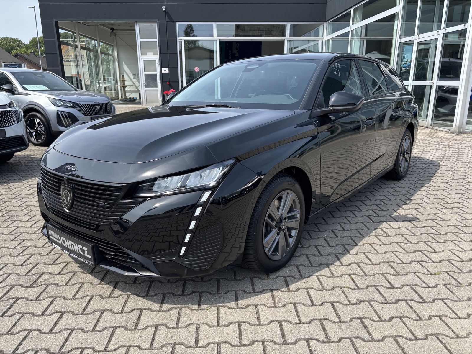Peugeot 308 - 1