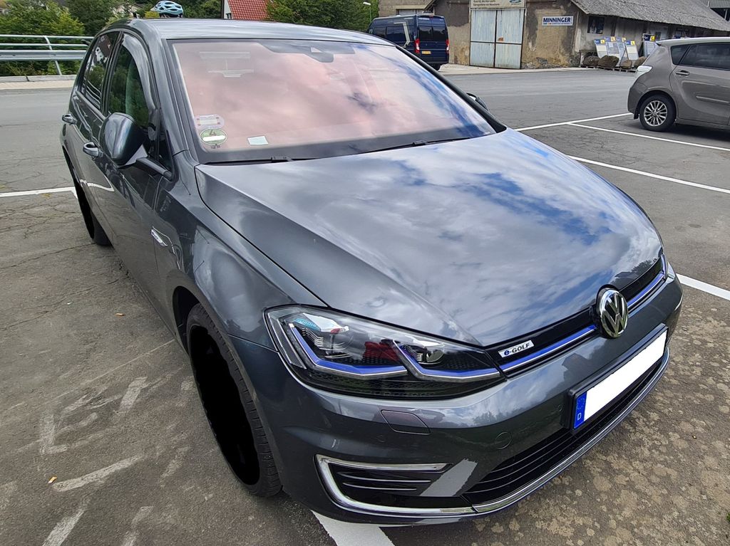 Image of Volkswagen Golf