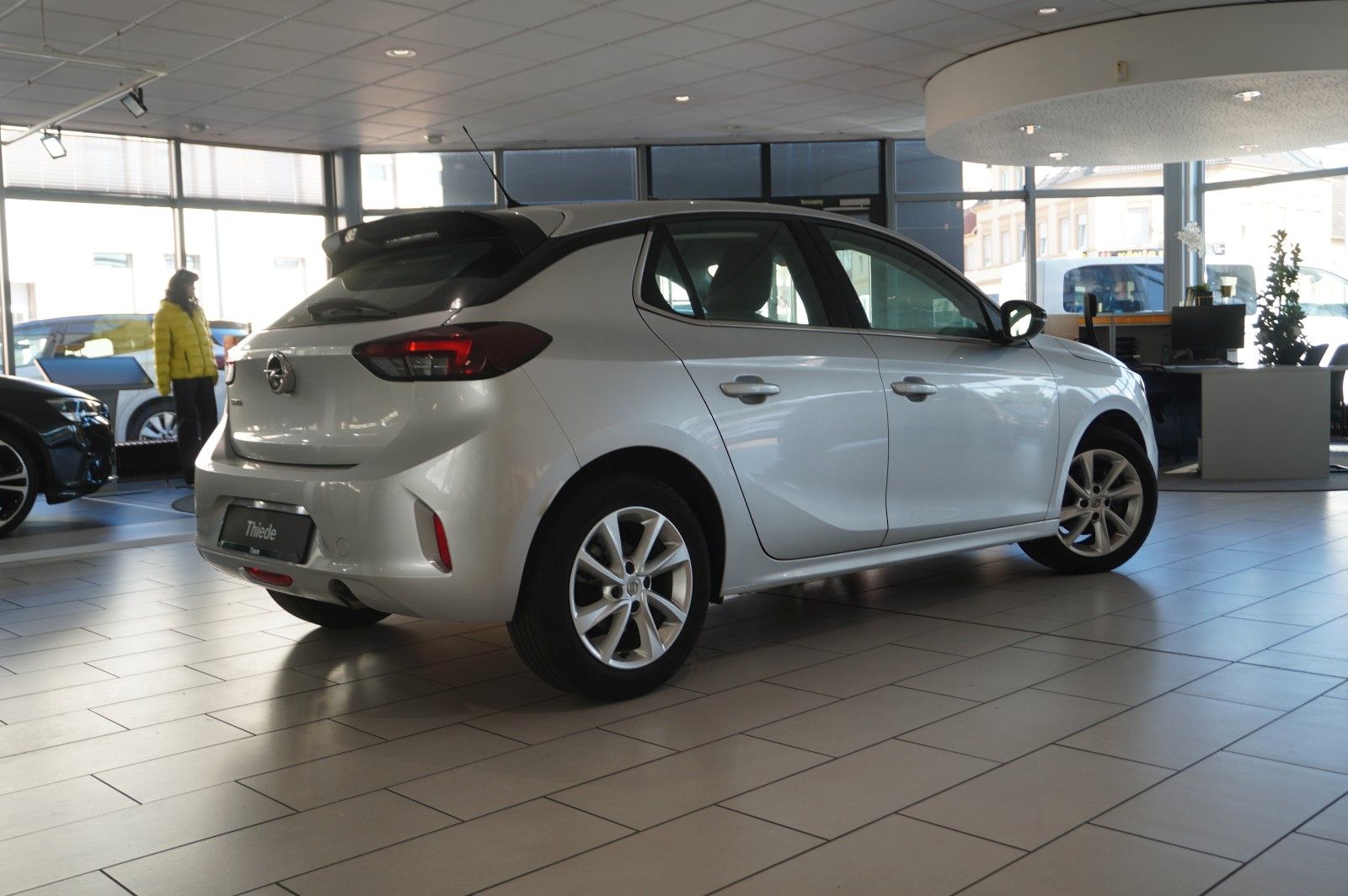 Fahrzeugabbildung Opel Corsa F 1.2T ELEGANCE NAVI/LED/SPORT/VIRTU./DAB+