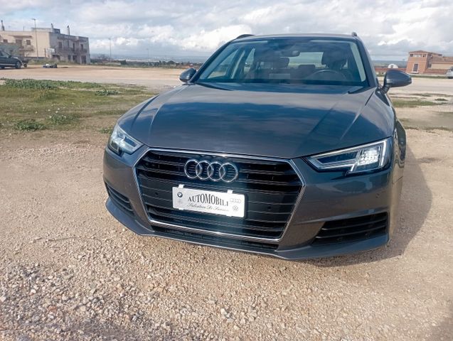 Audi A4 Avant 30 TDI S tronic - station wagon - 