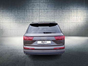 Audi Q7 - 6