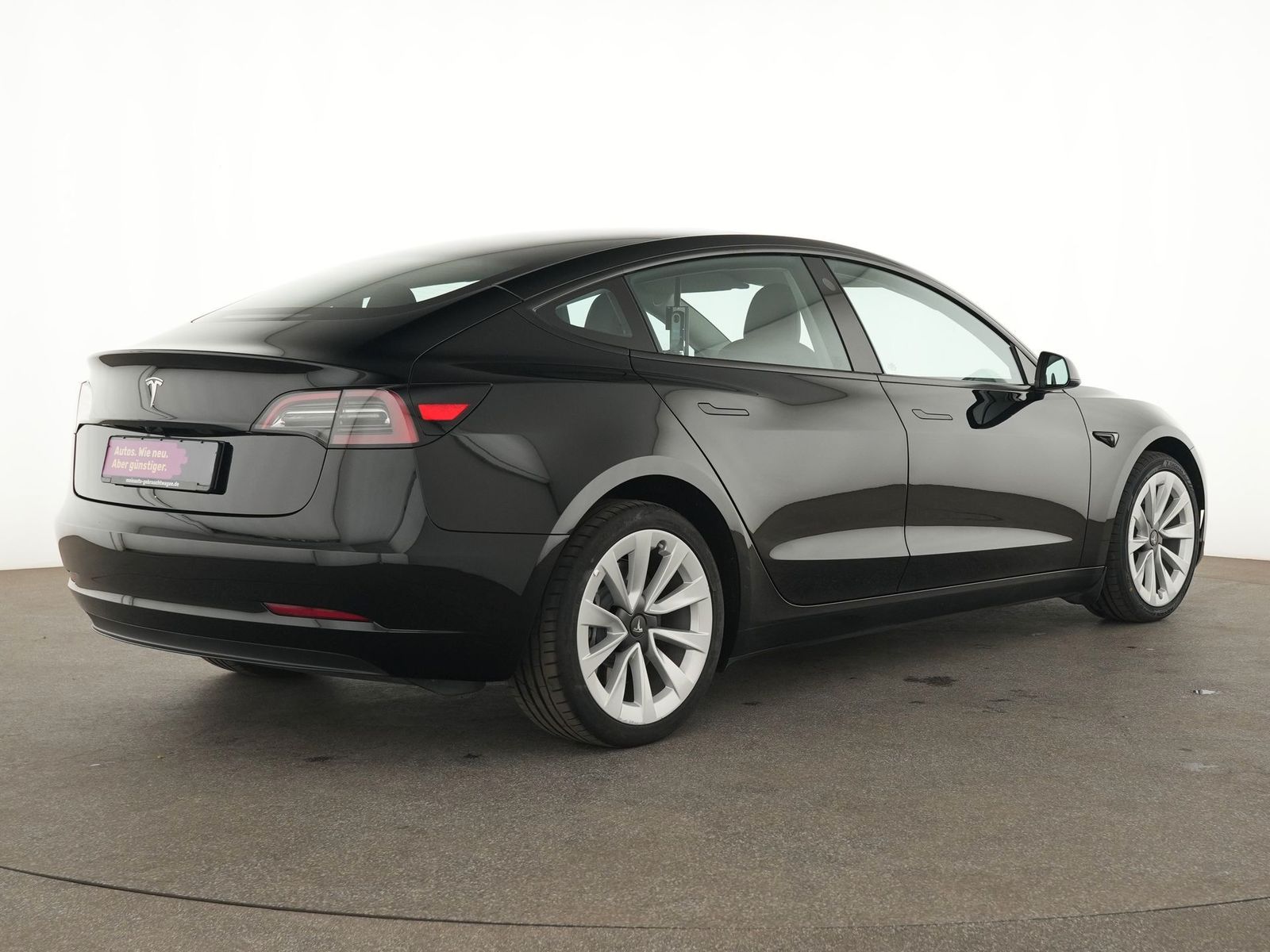 Tesla Model 3 - Bild 6