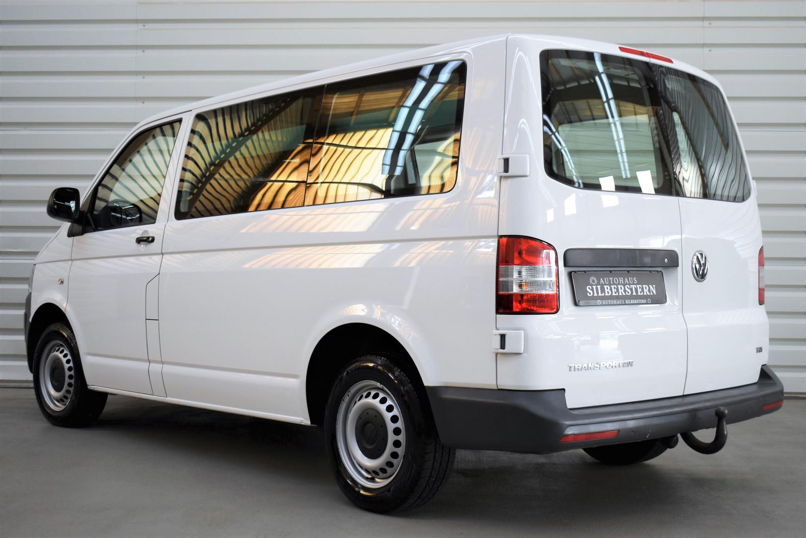Volkswagen T5 Transporter 2.0 TDI 140 ch DSG • 1re main • TVA récupérable • Attelage