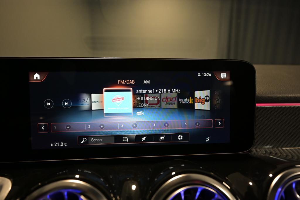 Mercedes-Benz GLB 4M AMG/PANO/AHK/LED/NAVI, миниатюра 20
