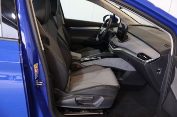 Skoda Enyaq 50 Loft AID+KEY+KAM+LED+AMBIENT+CARPLAY