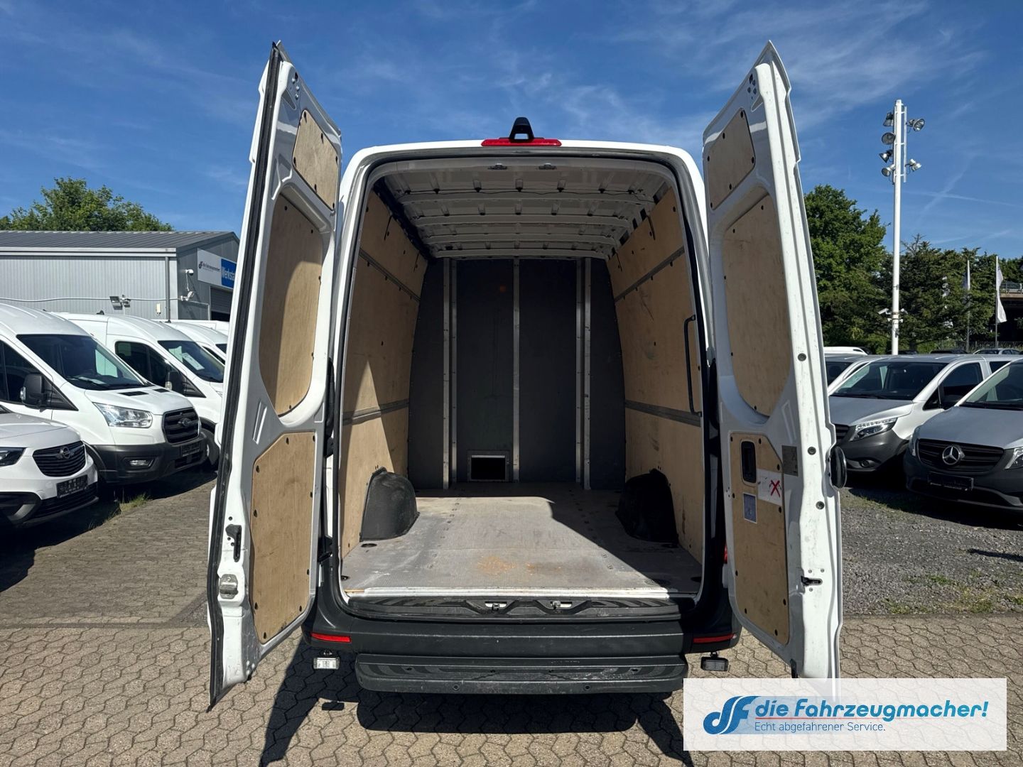 Fahrzeugabbildung Mercedes-Benz Sprinter III Kasten RWD AWD 314 CDI L3 L4 MIXTO