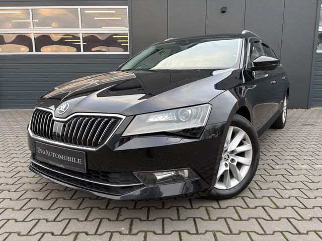 Skoda Superb Combi Style DSG Navi AHK PDC