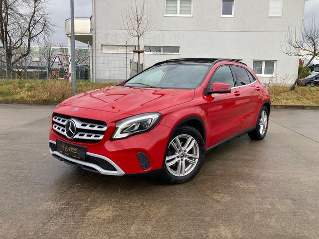 Mercedes-Benz GLA 220 Navi Pano Led Top Zustand