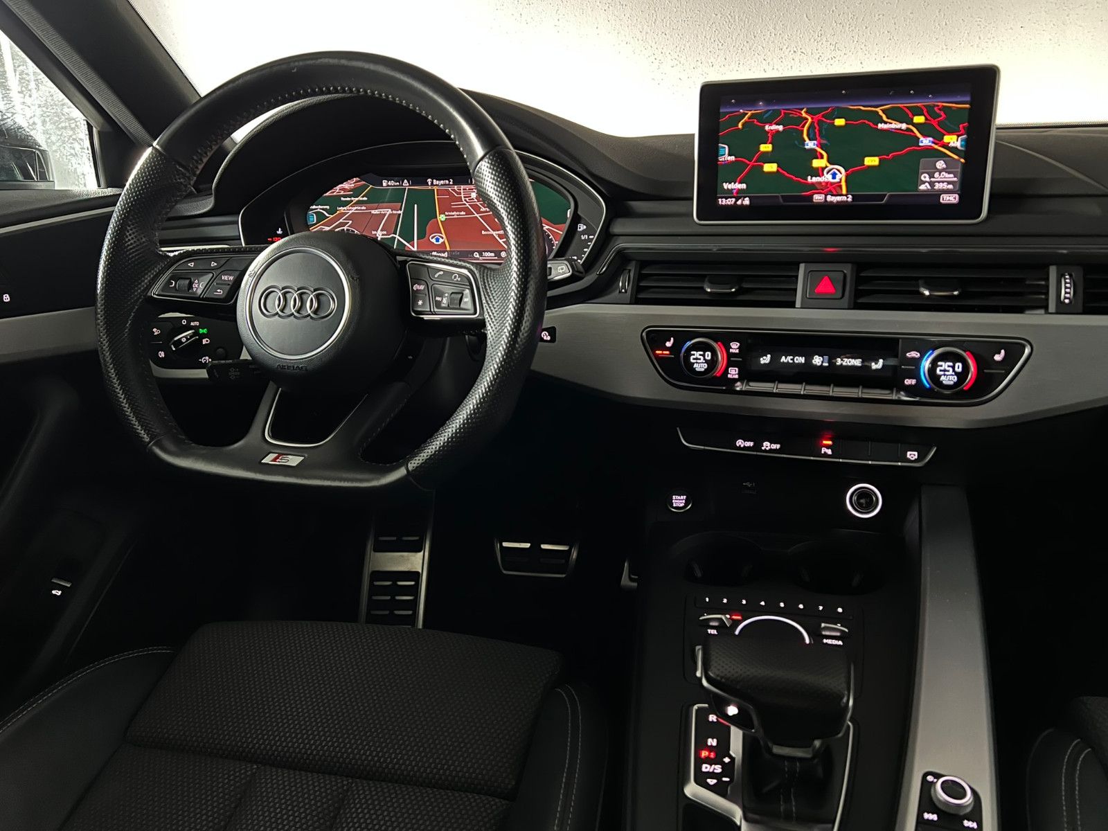 Fahrzeugabbildung Audi A4 Avant S-LINE SPORT PLUS/MASSAGE/MATRIX/VIRCO