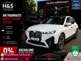 BMW iX 40 xDrive Sport AHK*PANO*360°* - BMW iX: Schiebedach