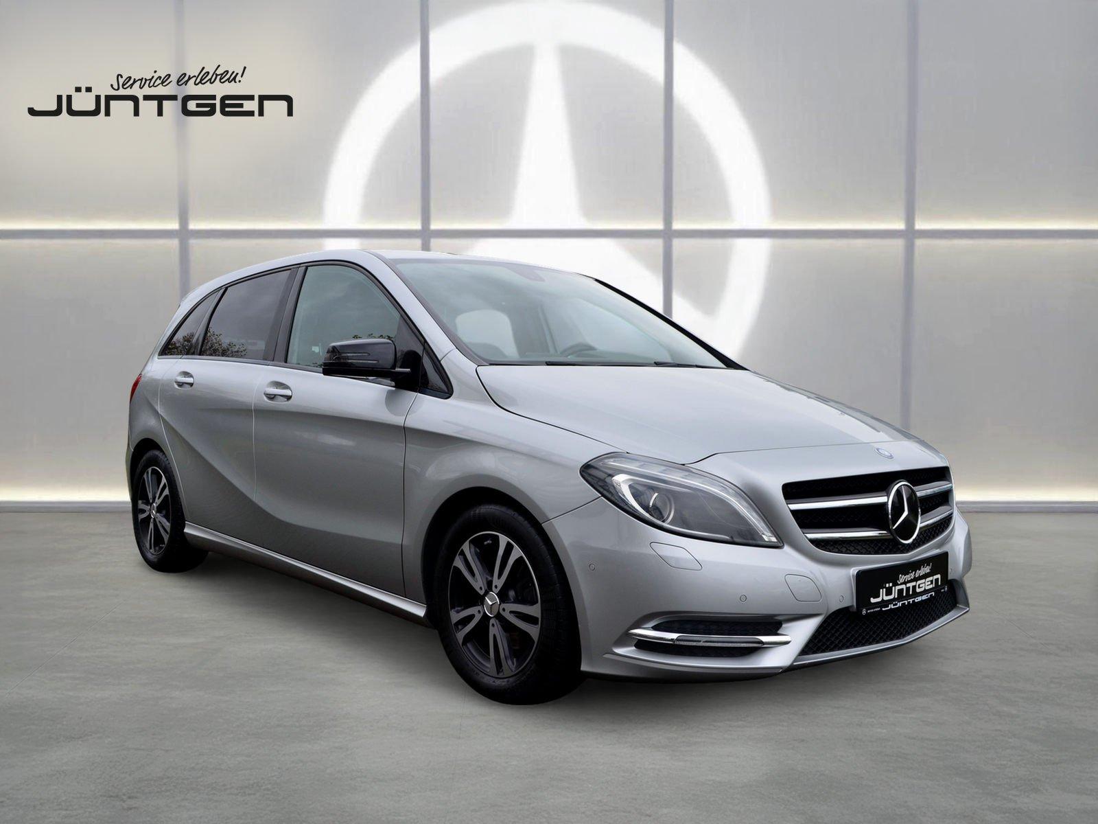 Mercedes-Benz B 180 SPORT NIGHT NAVI BI-XEN. PARK-PILOT RFK