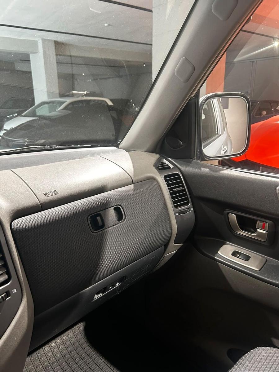Mitsubishi Pajero 3.2 DI-D 3 portes | 160 ch | BVM | Attelage | Barres de toit | Capteur de pluie