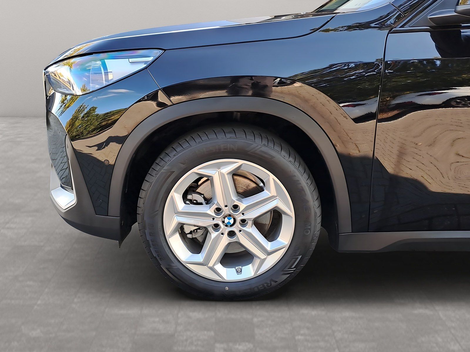 BMW iX1 - Bild 13
