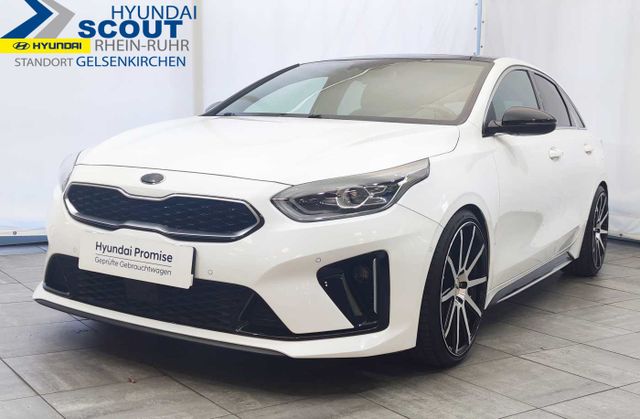 Kia ProCeed 1.4 T-GDI DCT GT LINE Navi Pano JBL