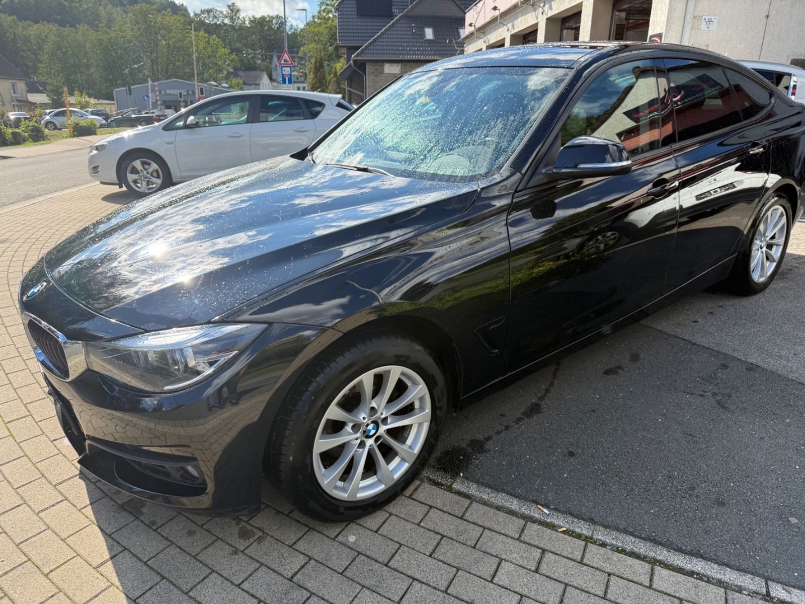 BMW Gran Turismo 318 d Automatik,Navi,PDC,SHZ