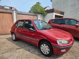 Peugeot 106 1.1 Long Beach * Schiebdach * Servo *  ZV - Peugeot 106: Limousine