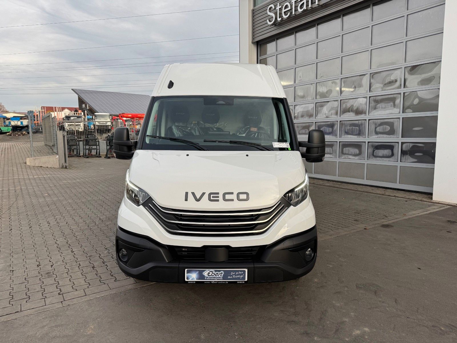Fahrzeugabbildung Iveco Daily 35C21 HA8 *R4.100mm*AHK*LED*Automatik*