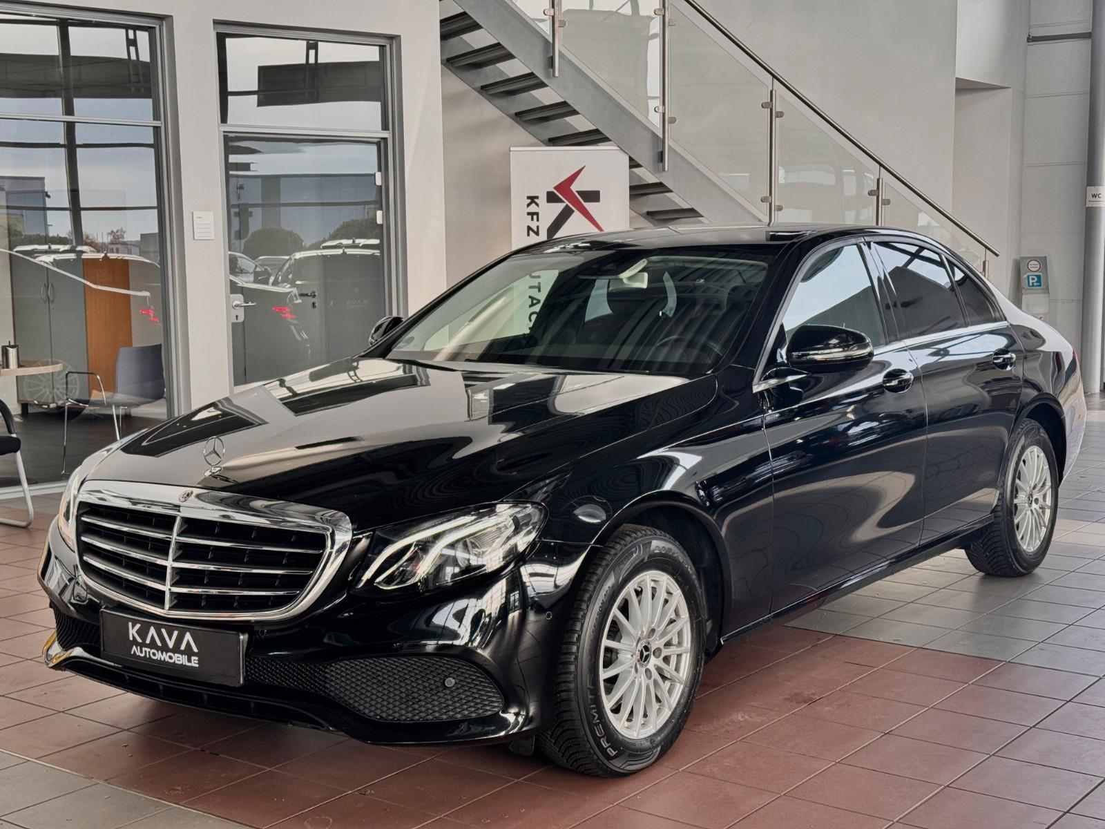 Mercedes-Benz E 220 E Limousine E 220 d