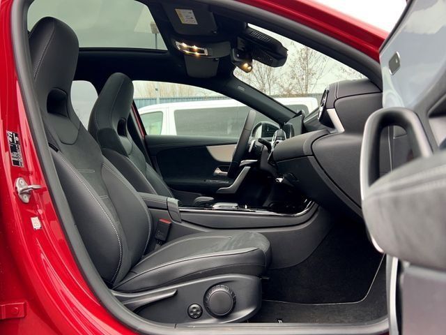 Fahrzeugabbildung Mercedes-Benz A 220 d EDITION AMG+DISTRONIC+PSD+MBUX High-End