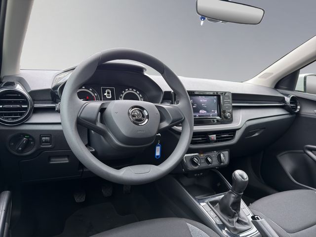 Fabia 1.0 MPI Active KLIMA PDC LED SCHEINWERFER