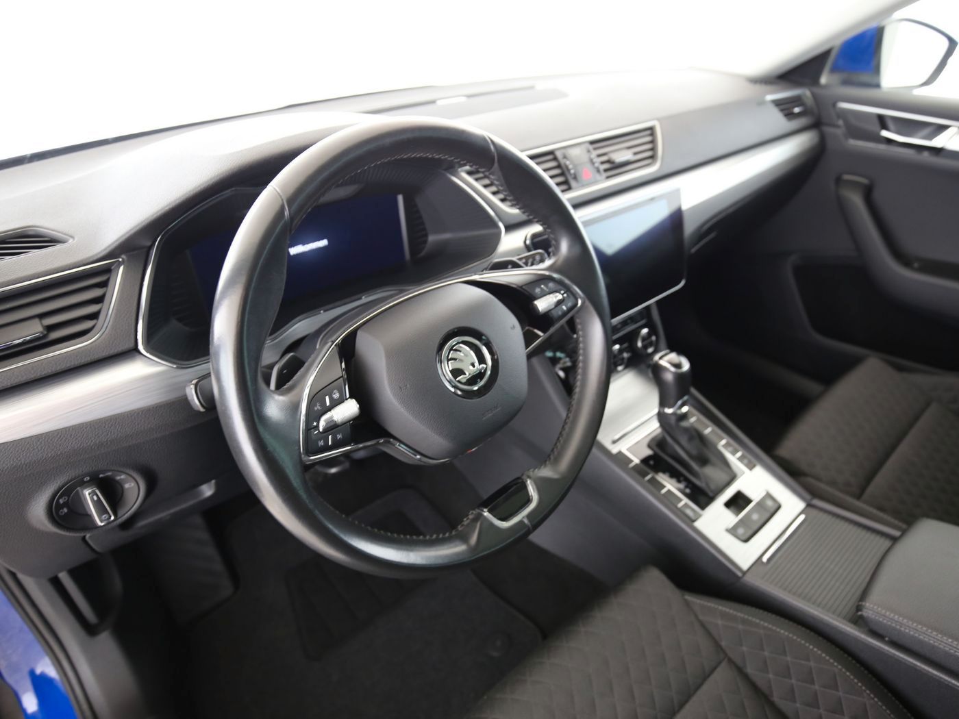 Skoda Superb - Bild 9