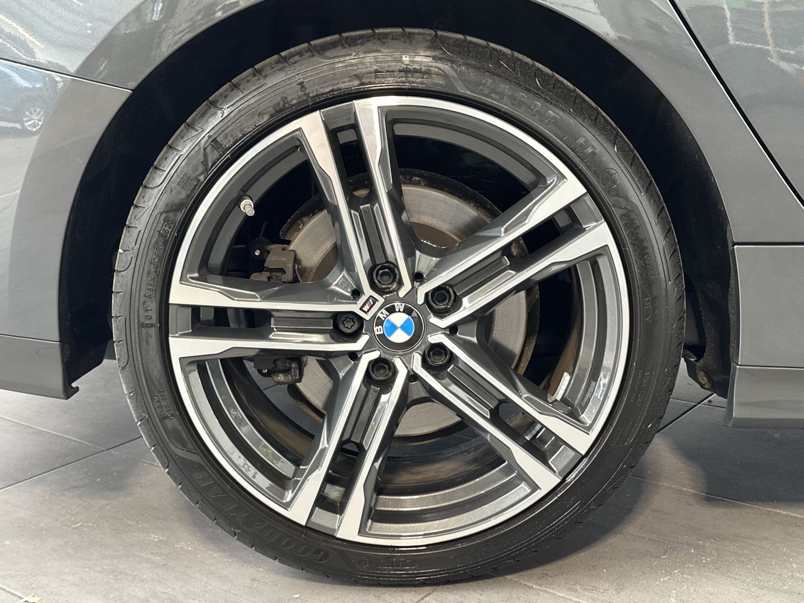 Fahrzeugabbildung BMW 220d Gran Coupé xDrive M-Sport NAV+LED+HIFI+18ZO