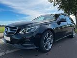 Mercedes-Benz E 250 BlueTEC T AVANTGARDE AVANTGARDE - Mercedes-Benz E 250 in Halle