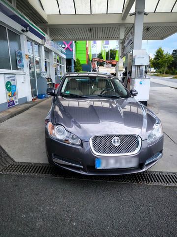 Jaguar XF 3.0 Benziner