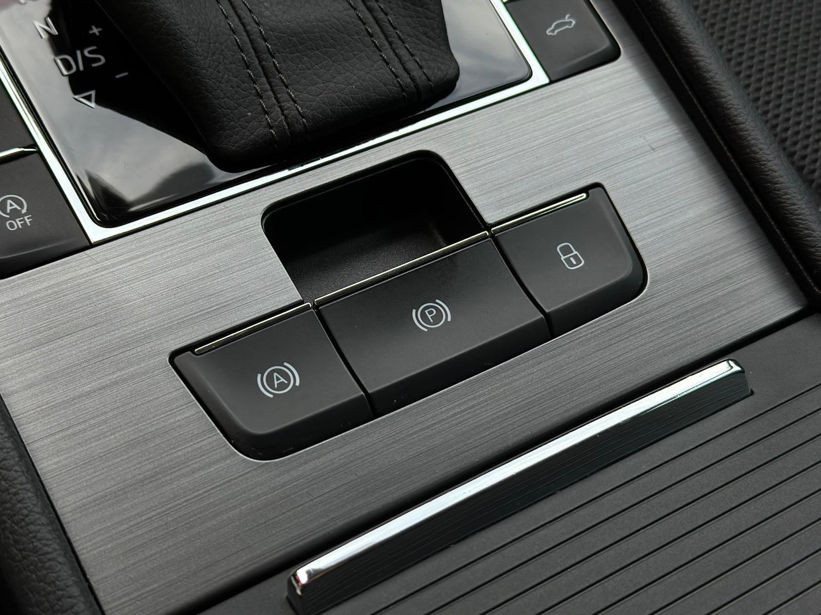 Skoda Superb 2.0TDI STYLE MATRIX#MEMORY#NAVI#SHZ#AHK