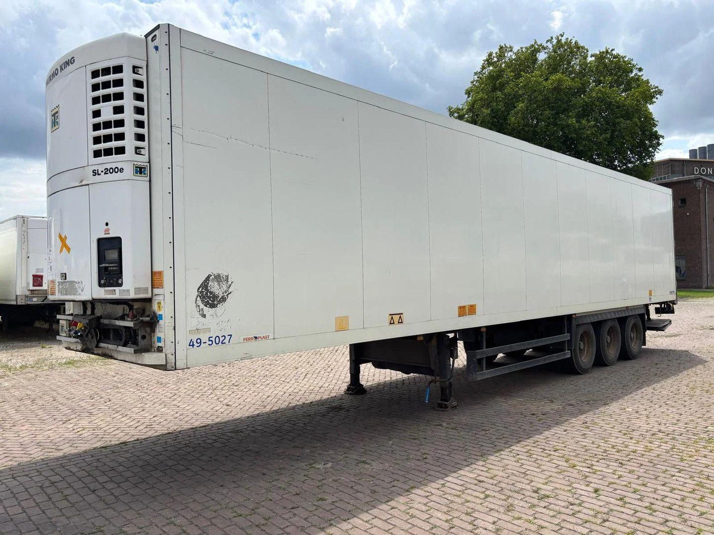 Schmitz Cargobull Thermoking SL 200 E,SAF, 260 cm hoog, only 5820