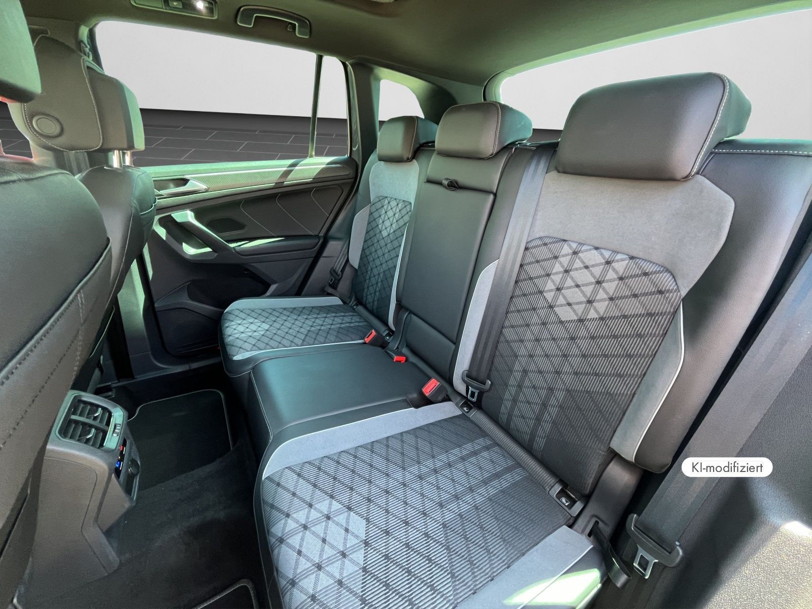 Volkswagen Tiguan - Bild 15