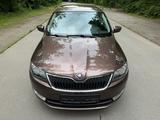Skoda Rapid Spaceback Ambition Automatik - Skoda Rapid Ambition mit Benzin-Antrieb