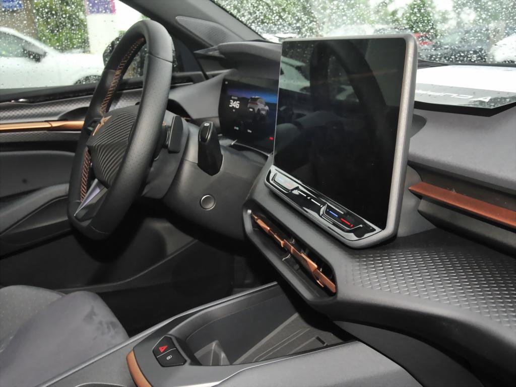 Cupra Raval Endurance Edition Dynamic Plus Matrix 360°