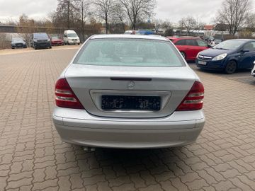 Bild 6 Mercedes-Benz C 180 C Lim. Kompressor AT*KLIMAAT*TMPOM*KAMERA*