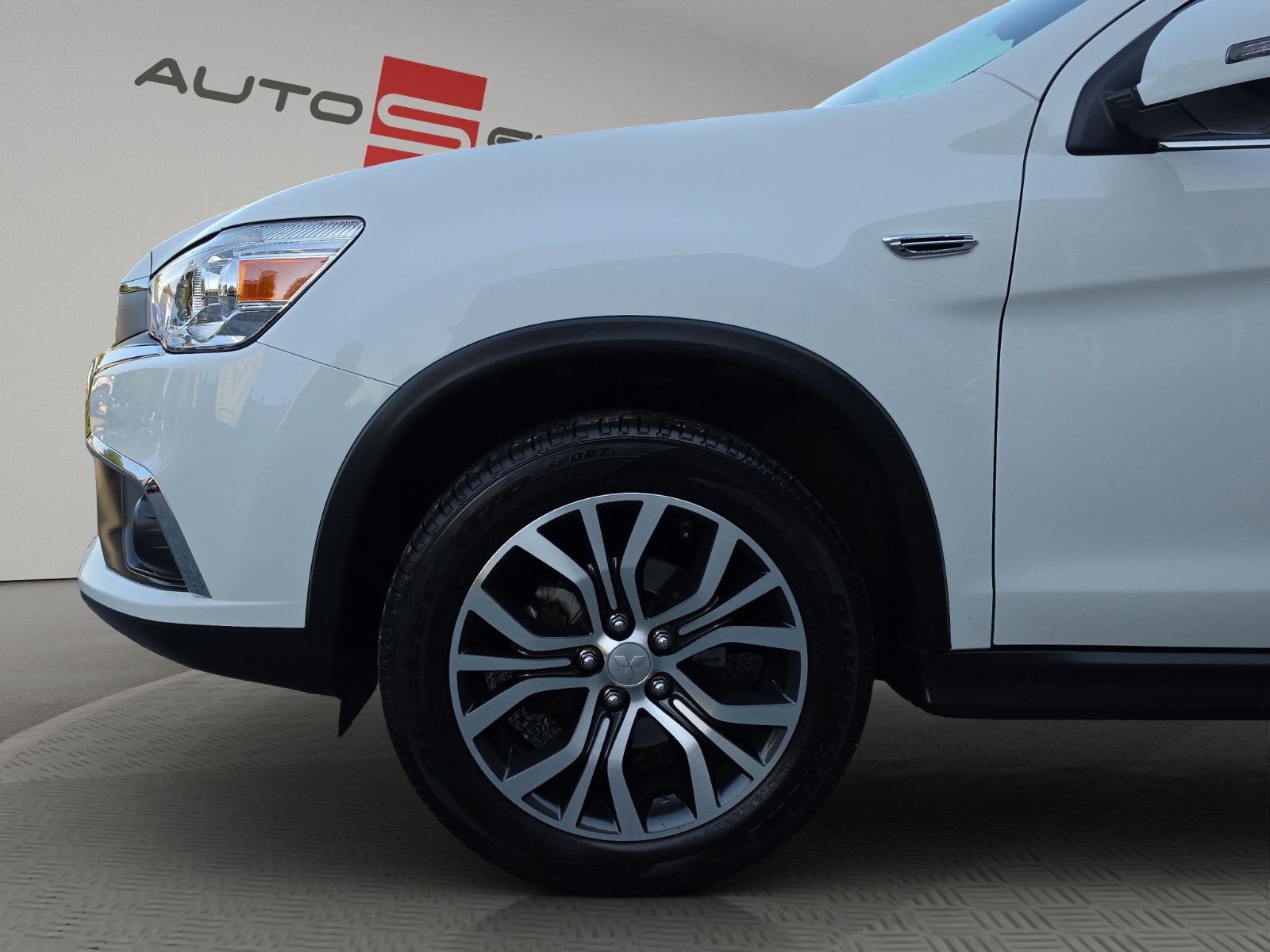 Fahrzeugabbildung Mitsubishi ASX Diamant Edition  2WD KAMERA SHZ SERVICE NEU